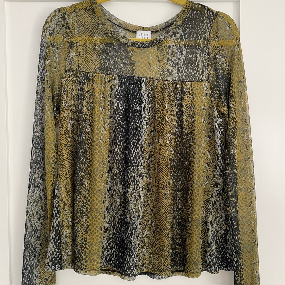 Sheer top
